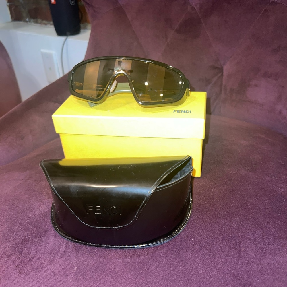 100% Authentic Fendi Sunglasses
